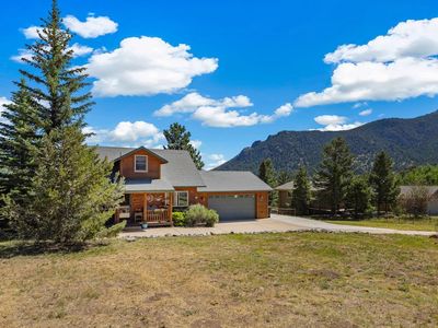 715 Ponderosa Ln