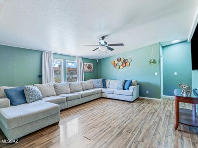 2831 S Sunland Vis