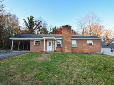 3818 Grandview Ave NW