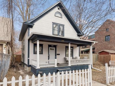 310 E 22nd St