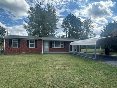 207 Wayne Ave