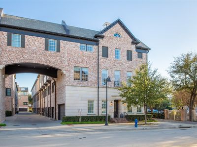 Property at 4116 Runyon Rd, Addison, TX