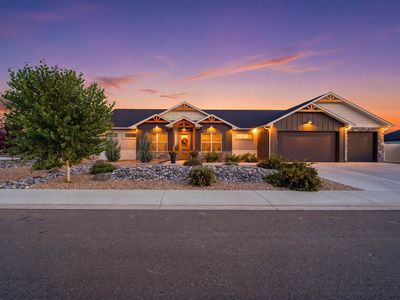 734 Flamecrest Dr