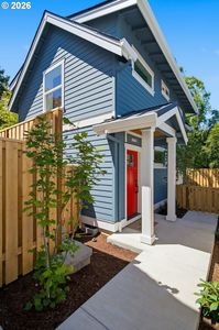 3395 SE 43rd Ave #B