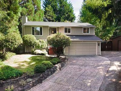 2213 Virginia Court