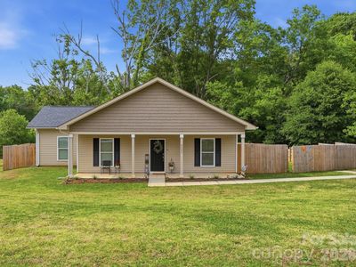 2507 Leroy Ave