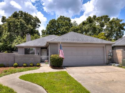2202 Graystone Dr