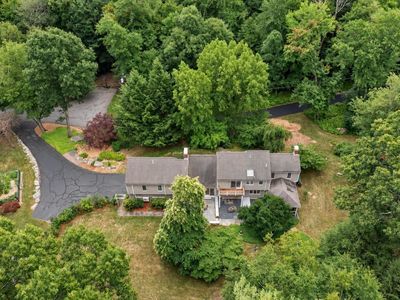 2 Sutton Pl