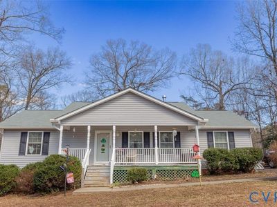 65 Albertson Ct