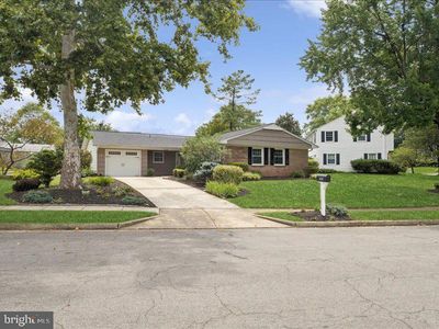 4133 Point Hollow Ln
