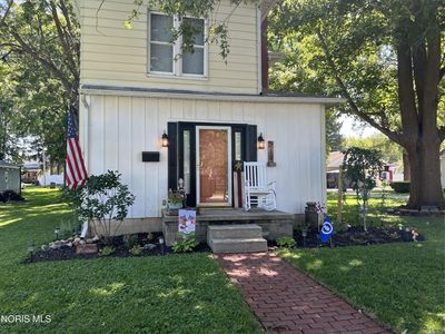 213 S 2nd St