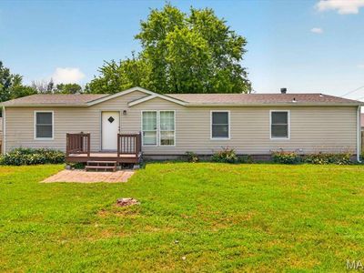 Property at 305 N 4th St, New Florence, MO
