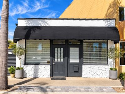 907 Electric Ave
