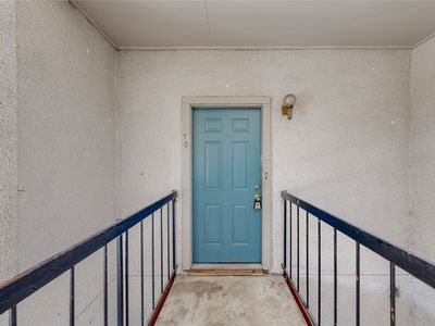 9747 Whitehurst Dr APT 70