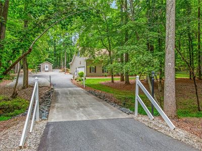 1239 Blackberry Ridge Rd