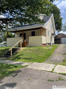 57 Mapleshade Ave