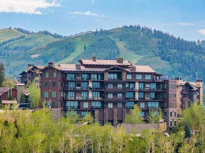 8680 Empire Club Dr #13