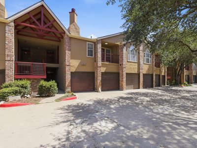 6804 N Capital Of Texas Hwy APT 422