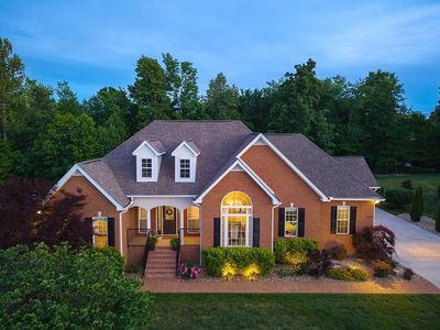 809 Windingbrook Ct