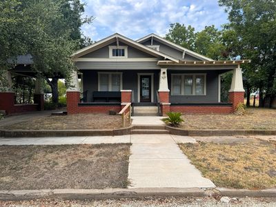410 E Main St