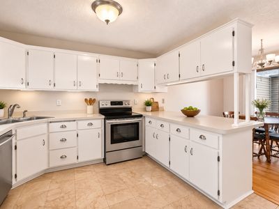 4505 Orchid Cir