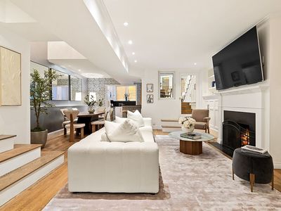 14 E 68th St APT B