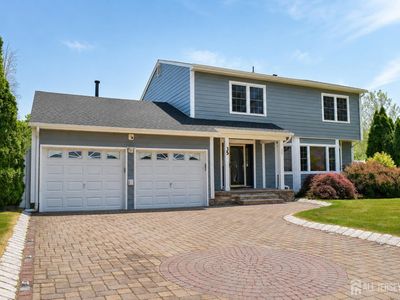 35 Liberty Dr