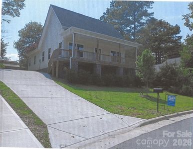 331 Nesbit Ave