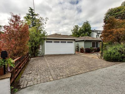 209 Clifton Ave
