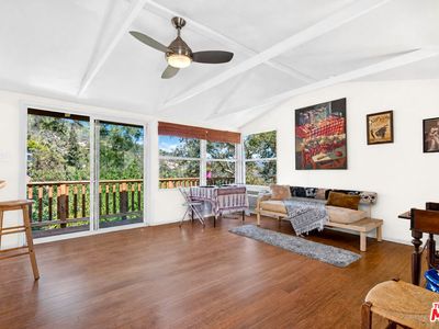 19899 Grand View Dr