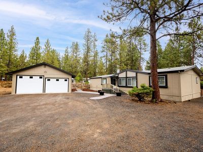 61171 Chuckanut Dr