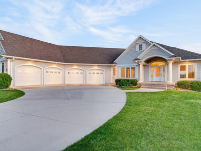 6734 Cantebury Ct