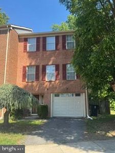 4701 Colonel Ashton Pl