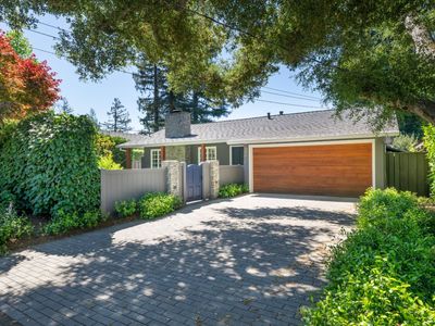 284 Selby Ln