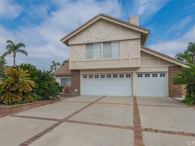 2800 El Tesoro Dr