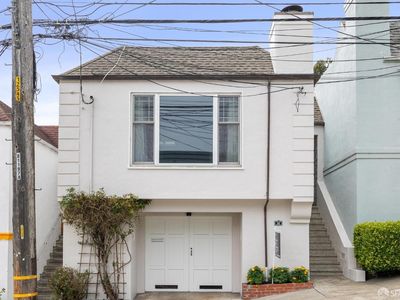 32 Saint Charles Ave