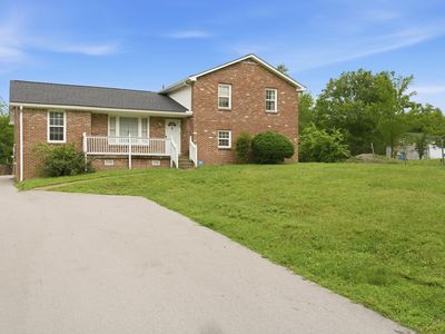 4019 Cedar Cir