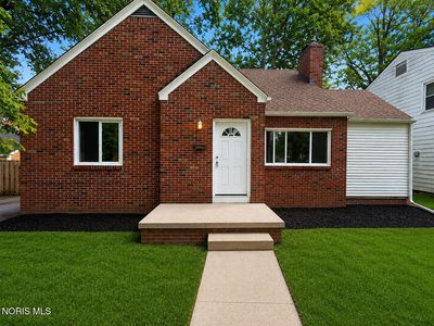 3515 Woodbine Dr
