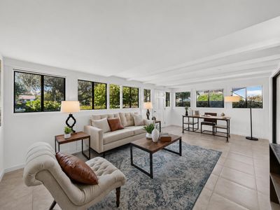 5001 Cribari Vale