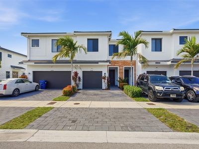 10921 SW 232nd Ter