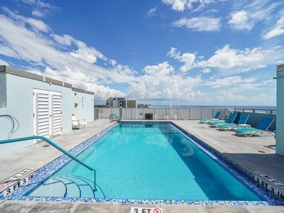 400 N Surf Road #704