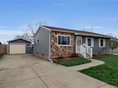 92 Bissell Ave