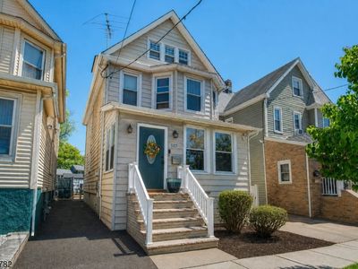 107 Sheridan Ave