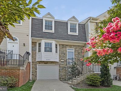 4284 Sleepy Lake Dr