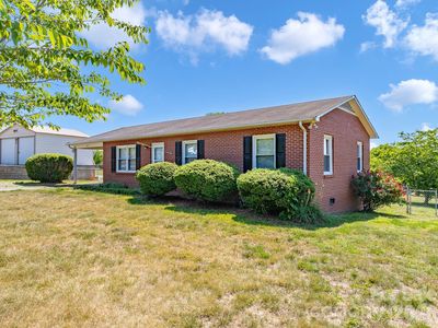 2101 La Mesa Ct