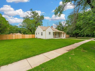 2901 S Emporia St
