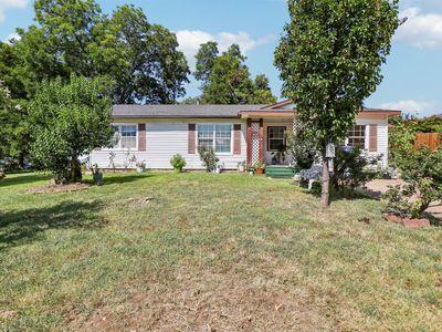 13905 Albemarle Dr