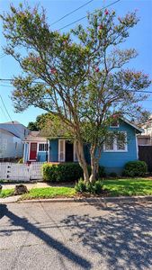 717 Elmira Ave