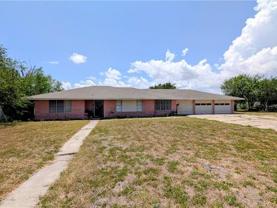 333 Princess Dr