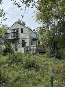 1309 Pewaukee ROAD